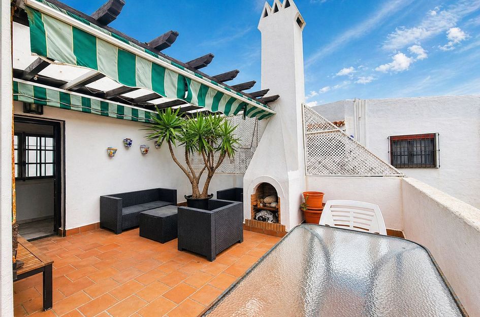 Huis in Puerto de la Duquesa