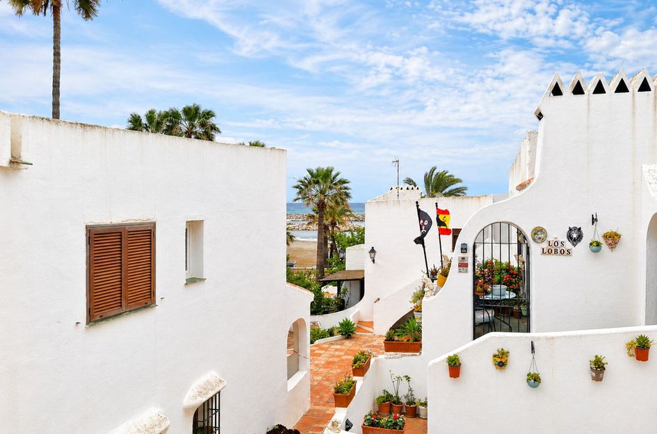 Huis in Puerto de la Duquesa