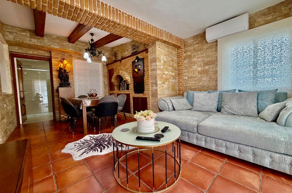 Halfvrijstaand in Dehesa de Campoamor