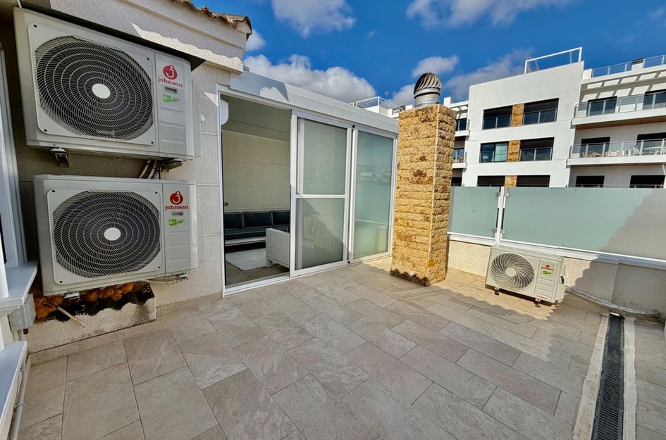 Halfvrijstaand in Dehesa de Campoamor