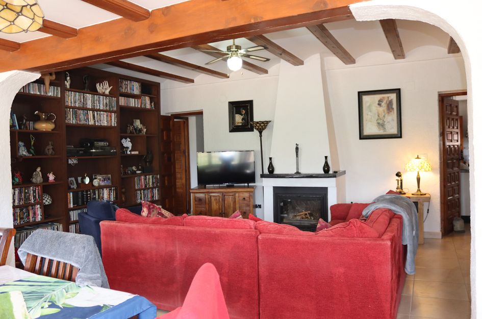 Villa in Orba