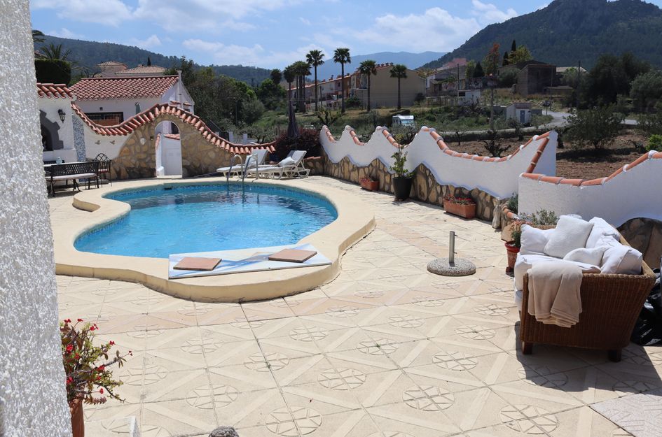 Villa in Orba