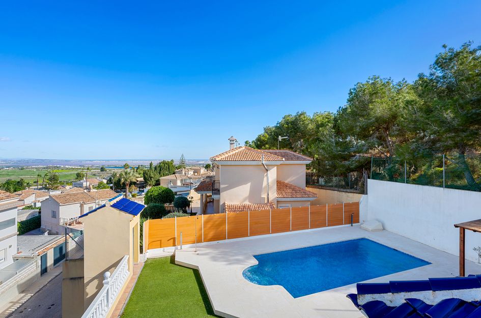 Villa in San Miguel de Salinas