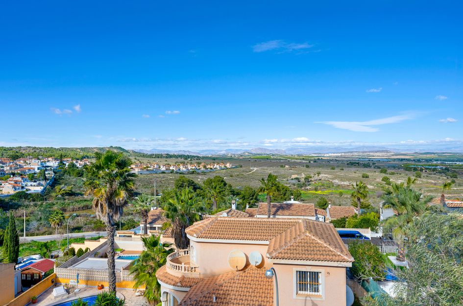 Villa in San Miguel de Salinas