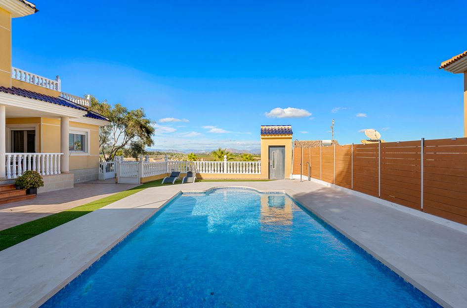 Villa in San Miguel de Salinas