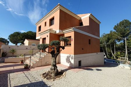 Villa in Pilar de la Horadada