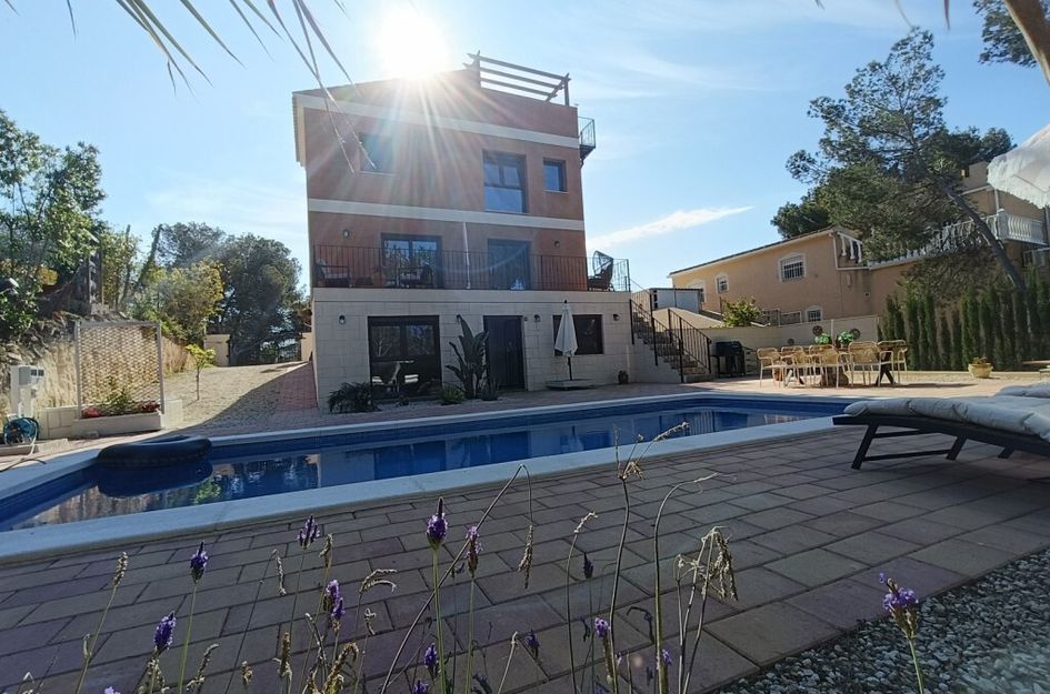 Villa in Pilar de la Horadada