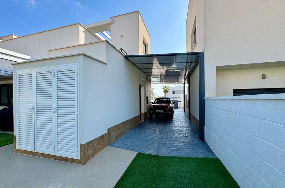 Villa in San Miguel de Salinas