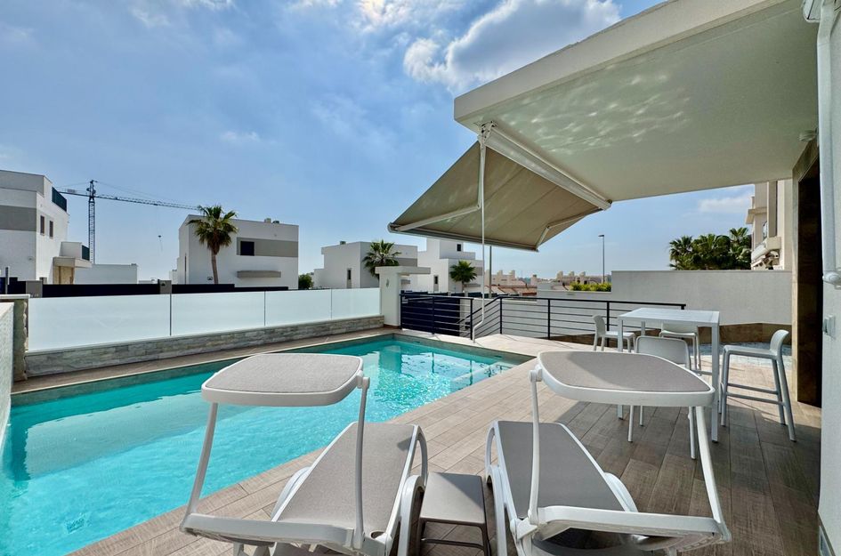 Villa in San Miguel de Salinas