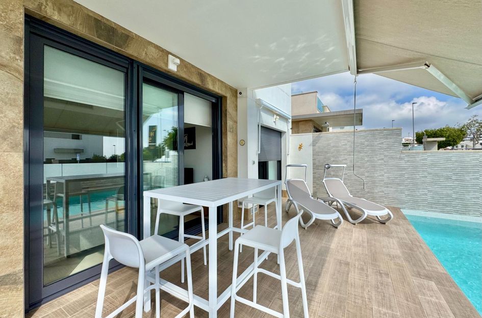 Villa in San Miguel de Salinas