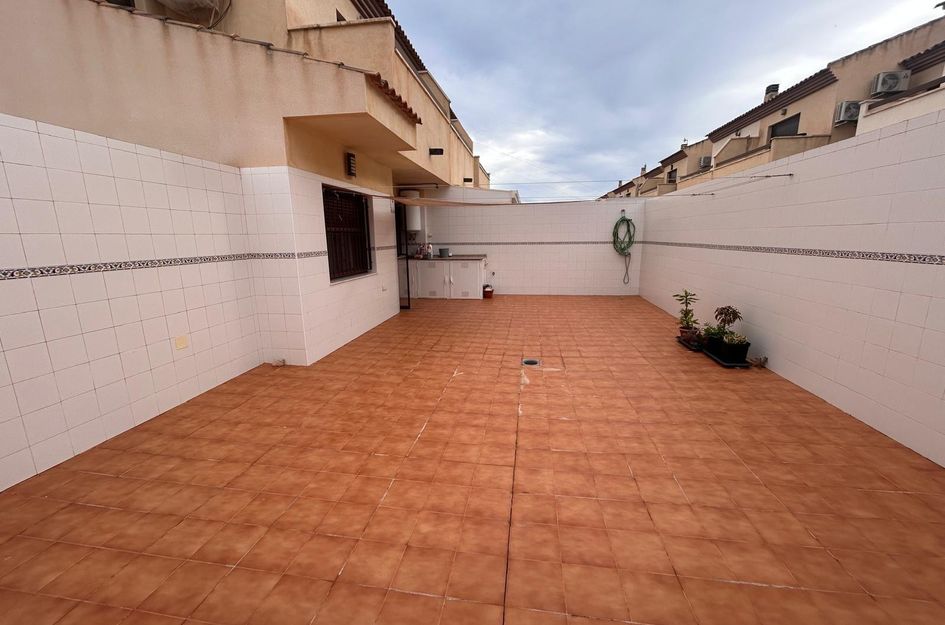 Halfvrijstaand in Los Alcázares