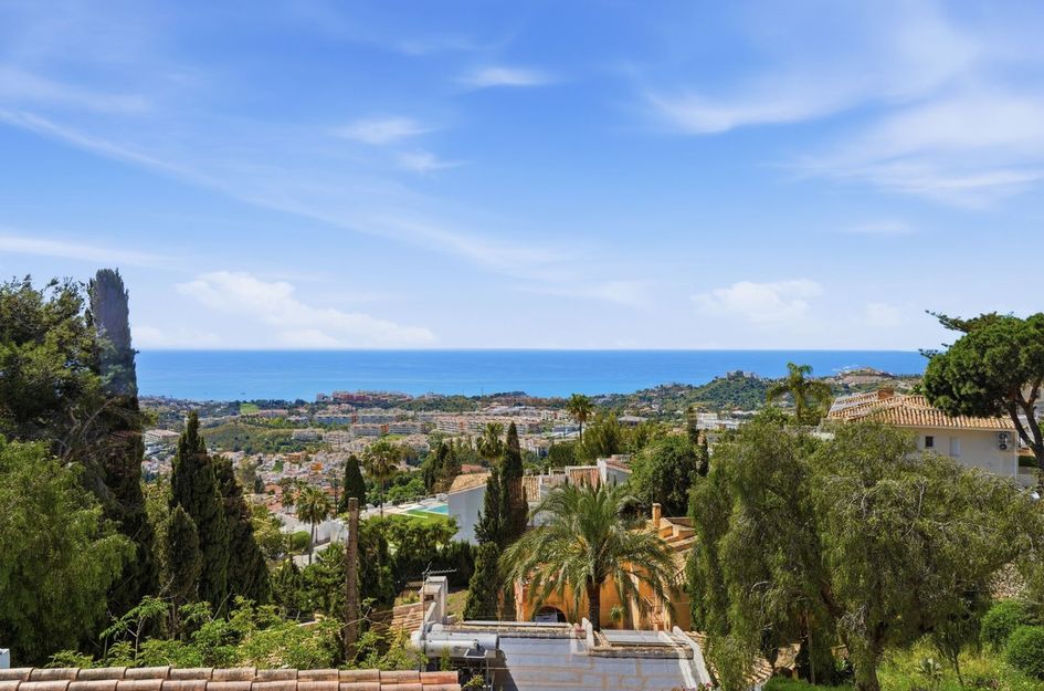Villa in Benalmádena