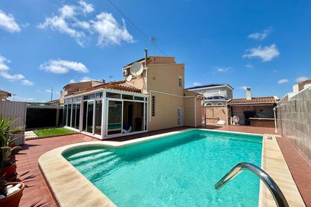 Villa in Torrevieja