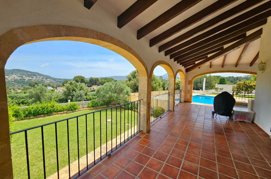 Villa in Tarraula