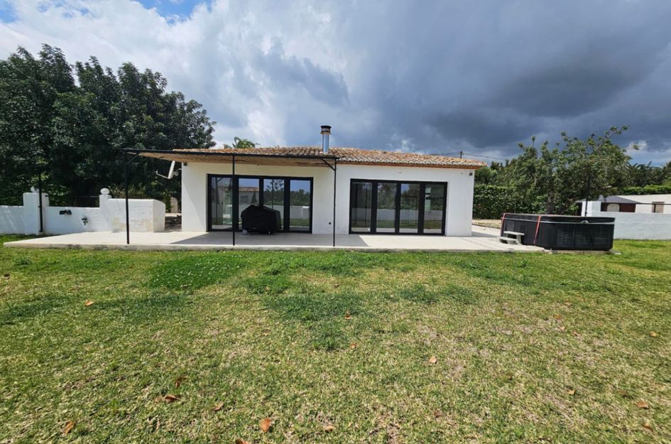 Villa in Tarraula