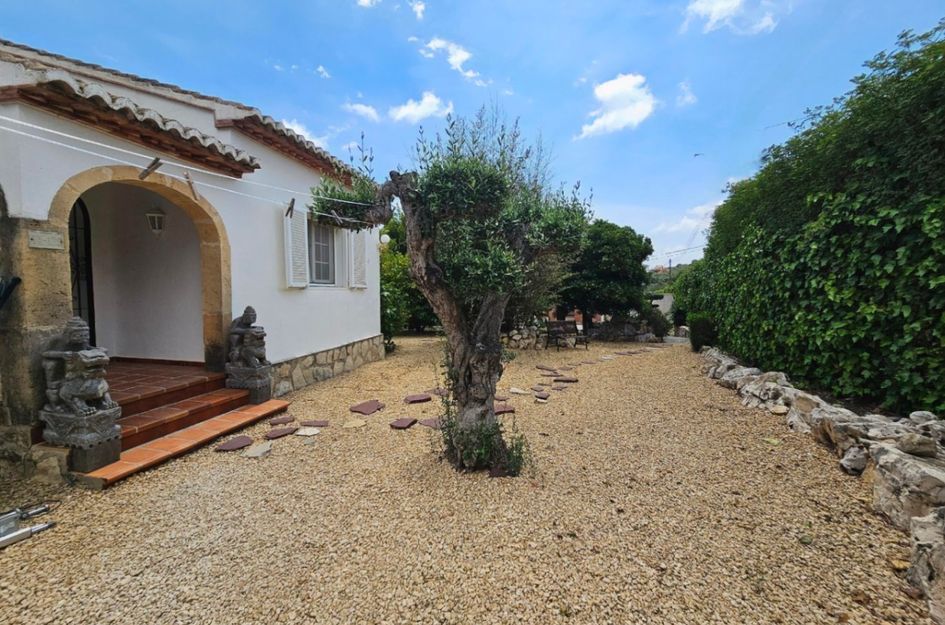 Villa in Tarraula