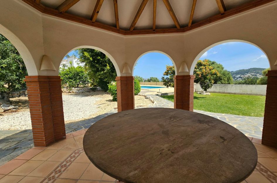 Villa in Tarraula