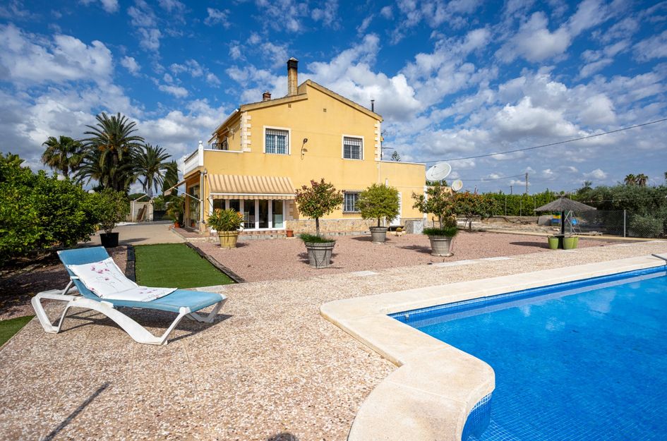Villa in La Hoya