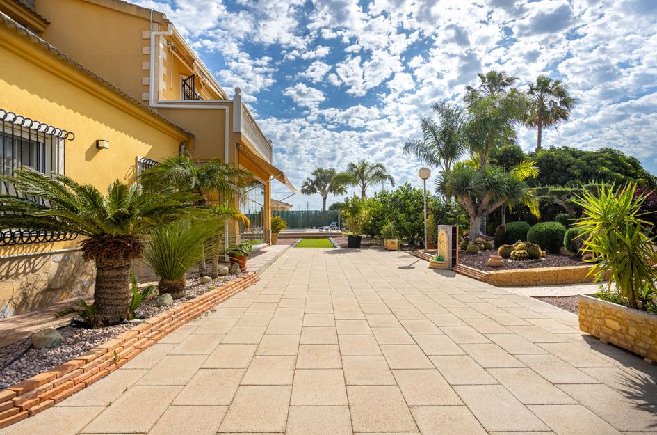 Villa in La Hoya
