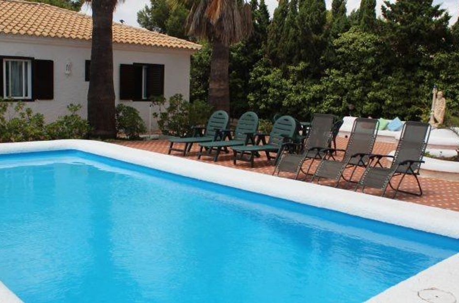 Villa in Los Almendros