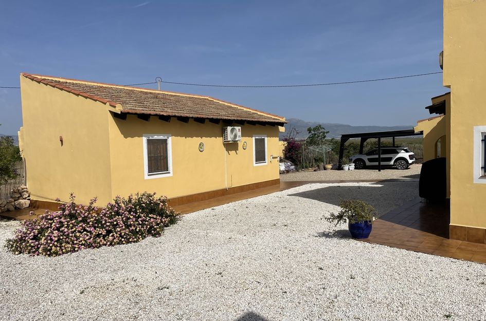 Villa in Montisol