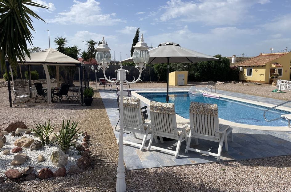 Villa in Montisol
