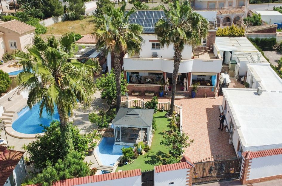Villa in Quesada