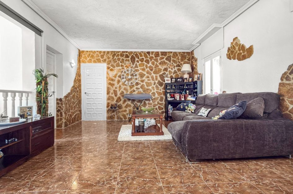 Villa in Quesada