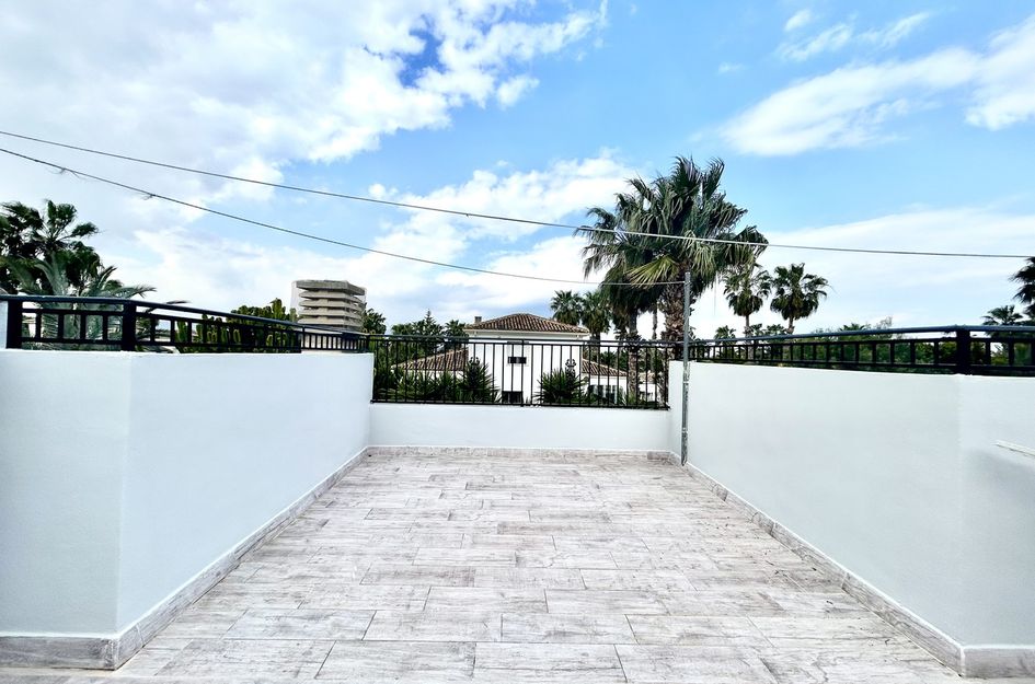 Villa in Catral