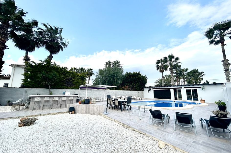 Villa in Catral