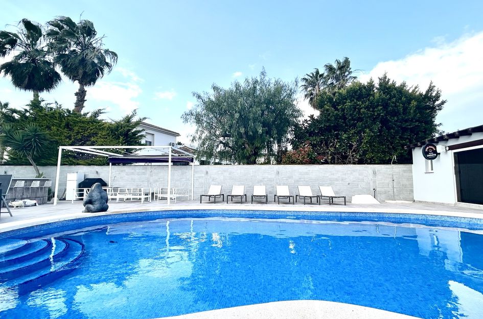 Villa in Catral