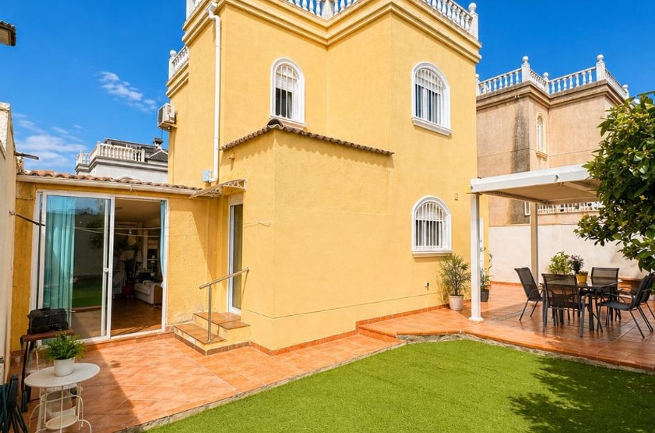 Villa in Torrevieja