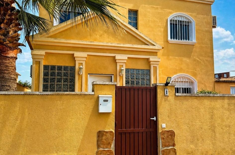 Villa in Torrevieja