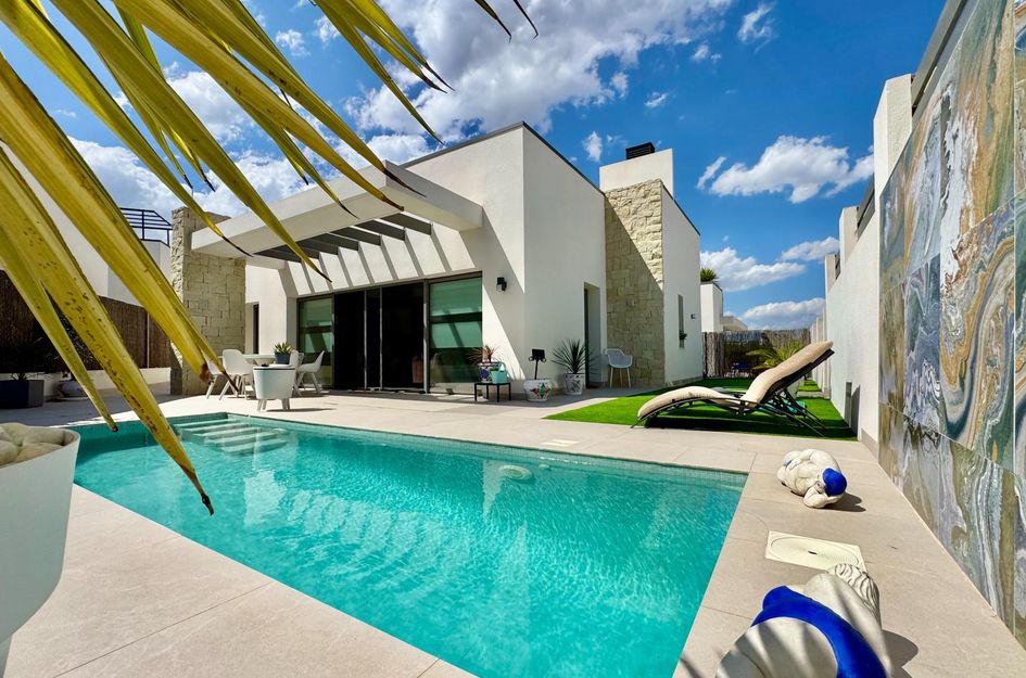 Villa in Res. Las Filipinas