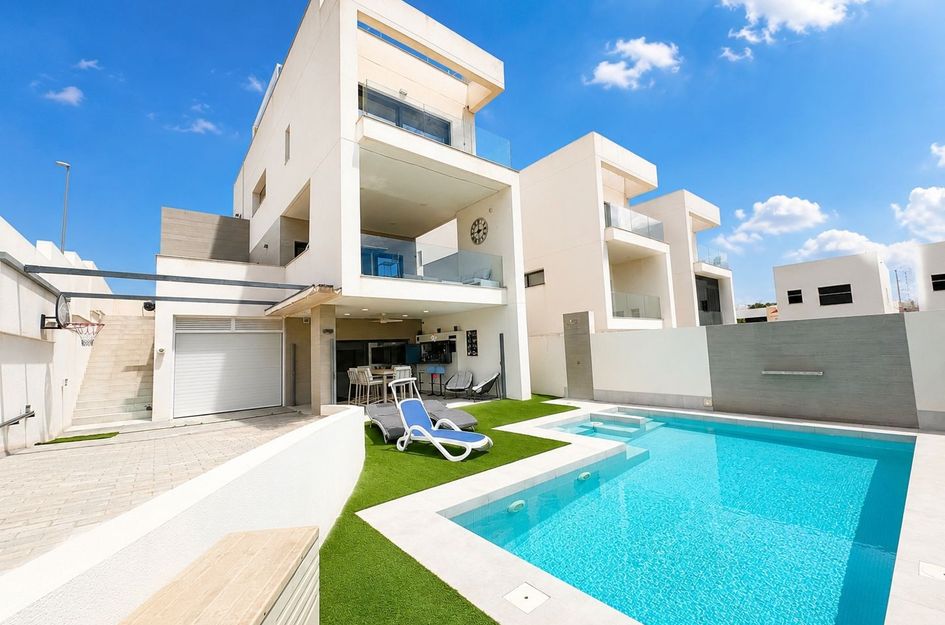 Villa in Benijófar