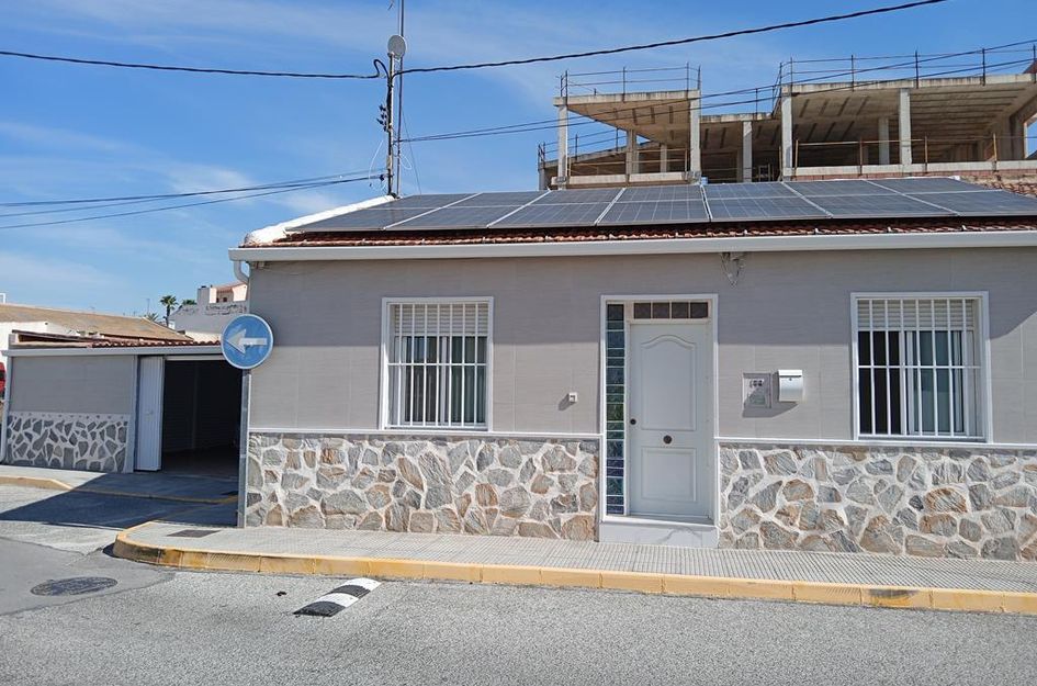 Halfvrijstaand in Los Montesinos