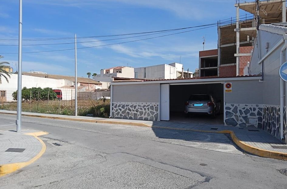 Halfvrijstaand in Los Montesinos
