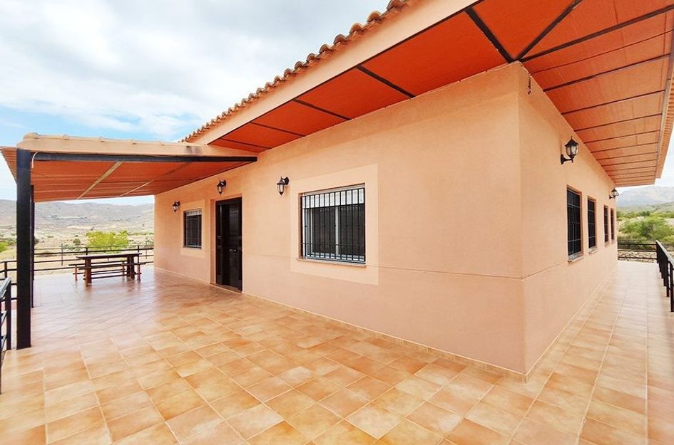 Villa in Abanilla