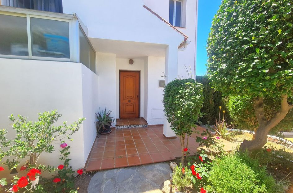 Huis in Urbanización Puerto de Estepona