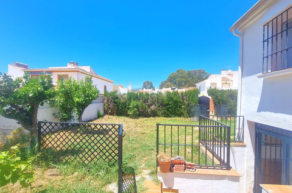 Huis in Urbanización Puerto de Estepona