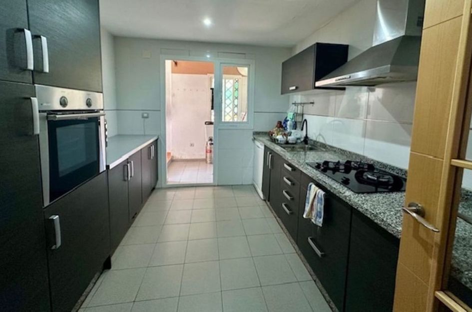 Appartement in Urbanización Puerto de Estepona