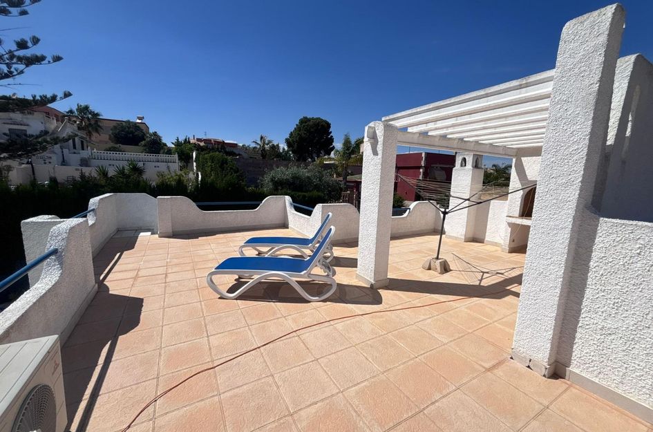 Halfvrijstaand in Torrevieja