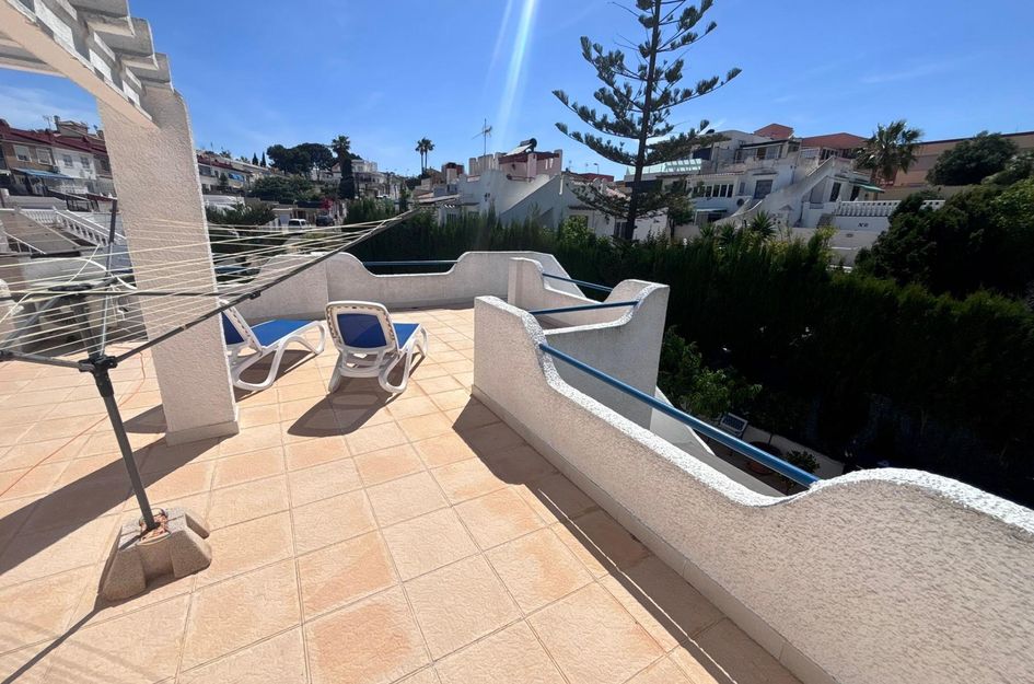 Halfvrijstaand in Torrevieja