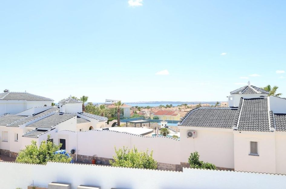Villa in Quesada