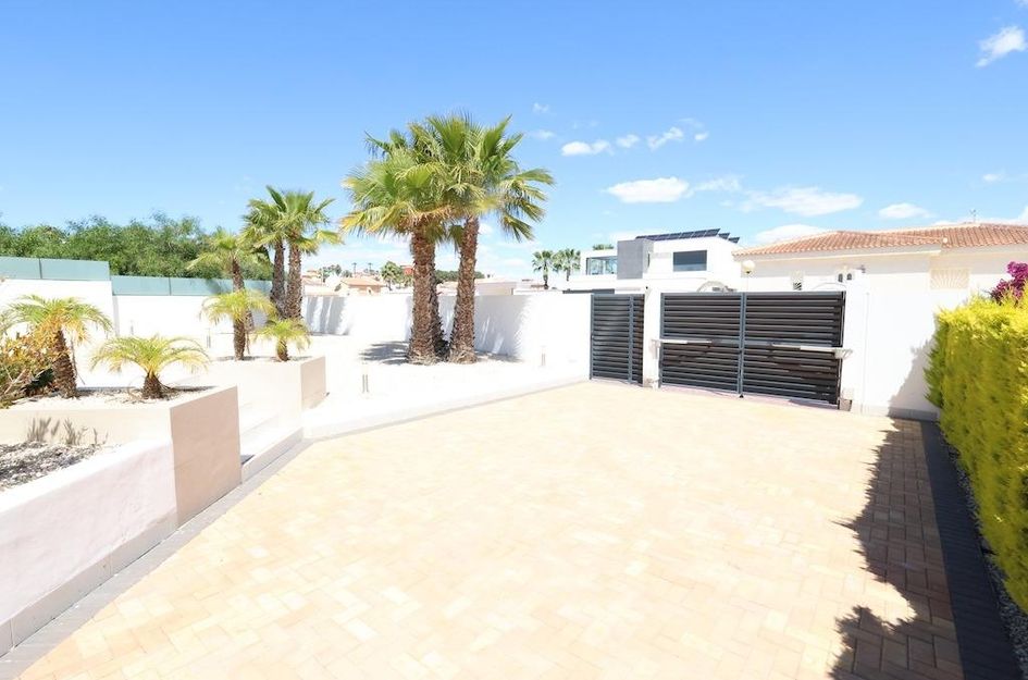 Villa in Quesada