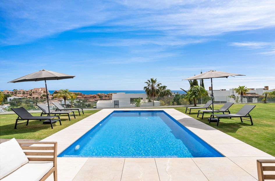 Villa in Cortés