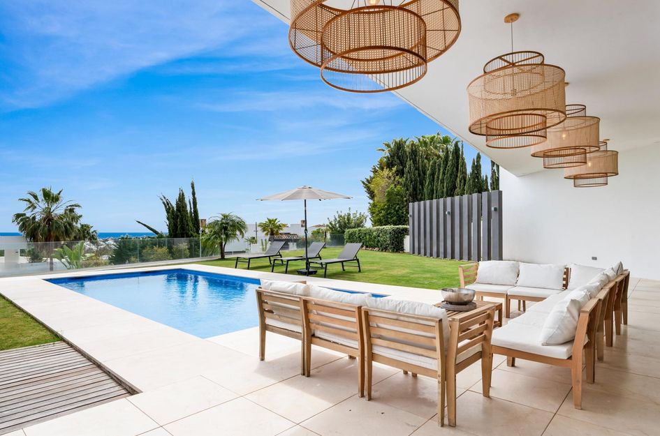 Villa in Cortés