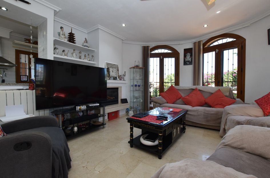 Villa in Castillo de Montemar
