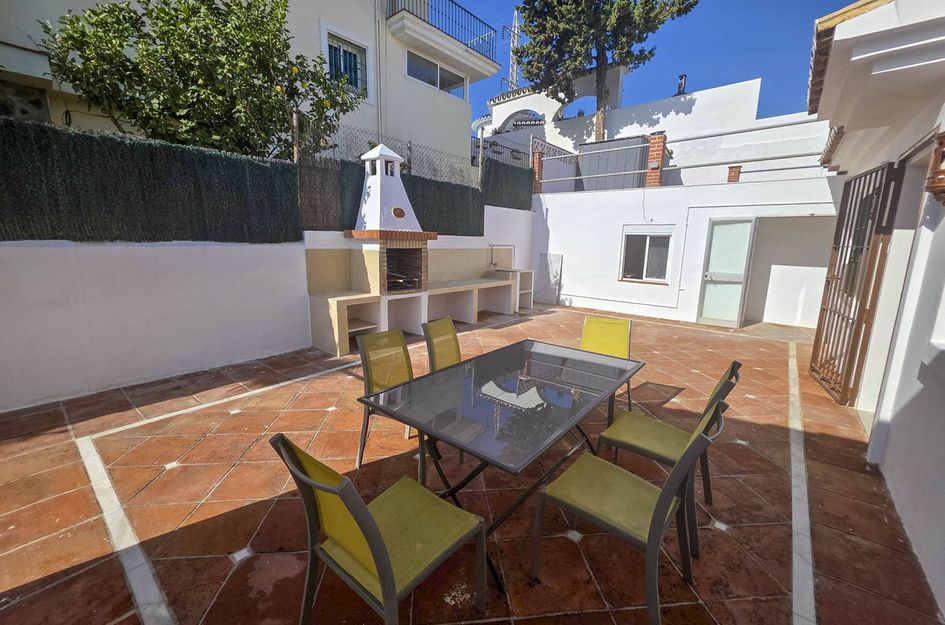 Villa in Urbanización Puerto de Estepona