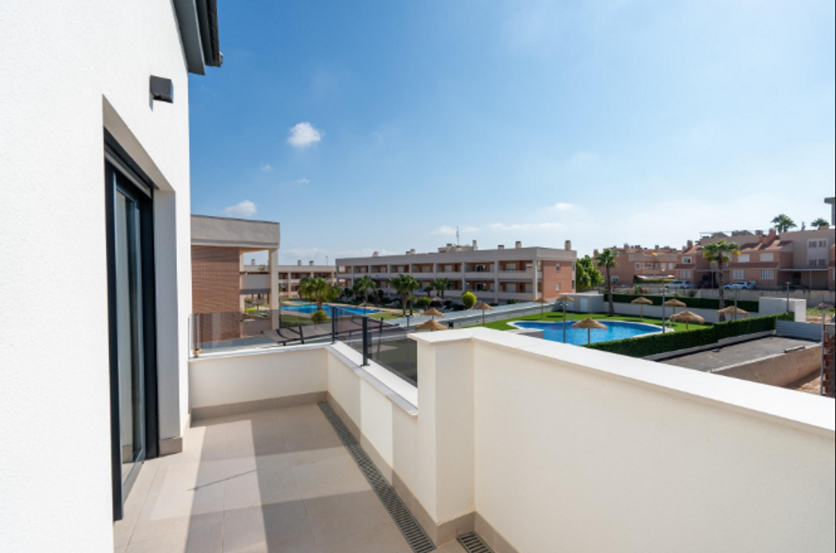 Villa in Alicante